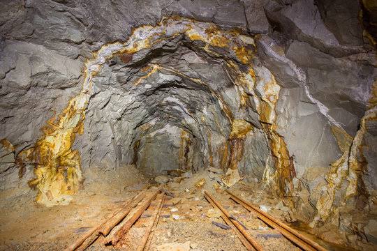 Mining & Natural Resources